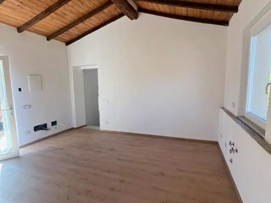 Immagine 4 di Appartamento in vendita  a Sarzana