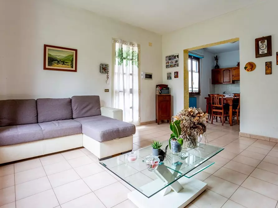 Immagine 1 di Villa in vendita  a San Giuliano Terme