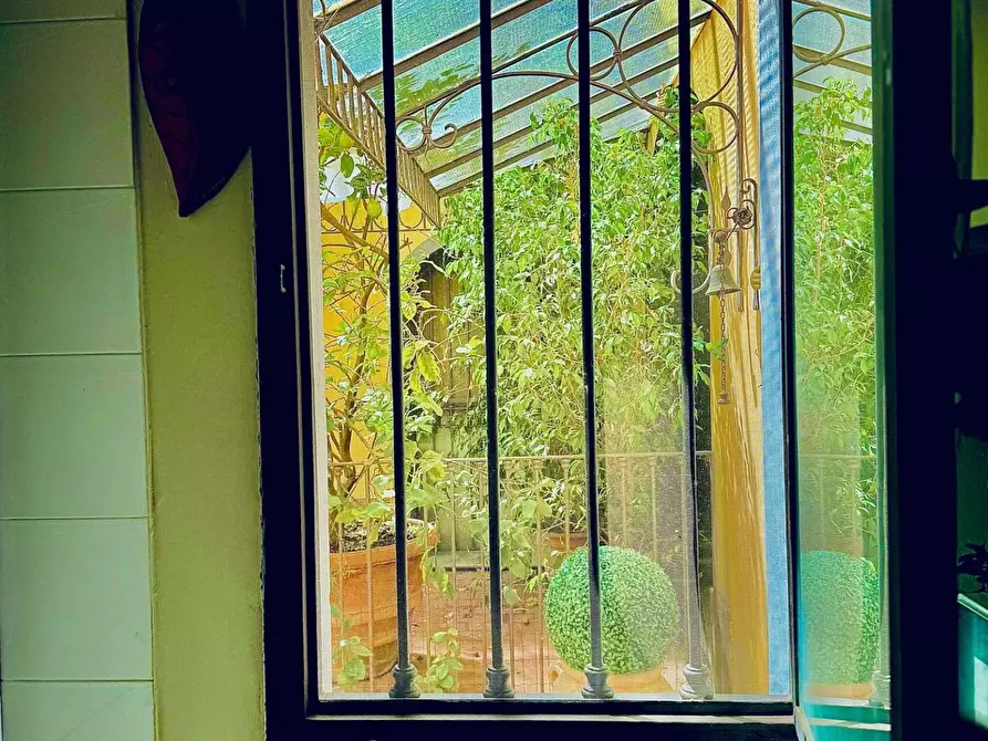 Immagine 15 di Casa semindipendente in vendita  a Cascina