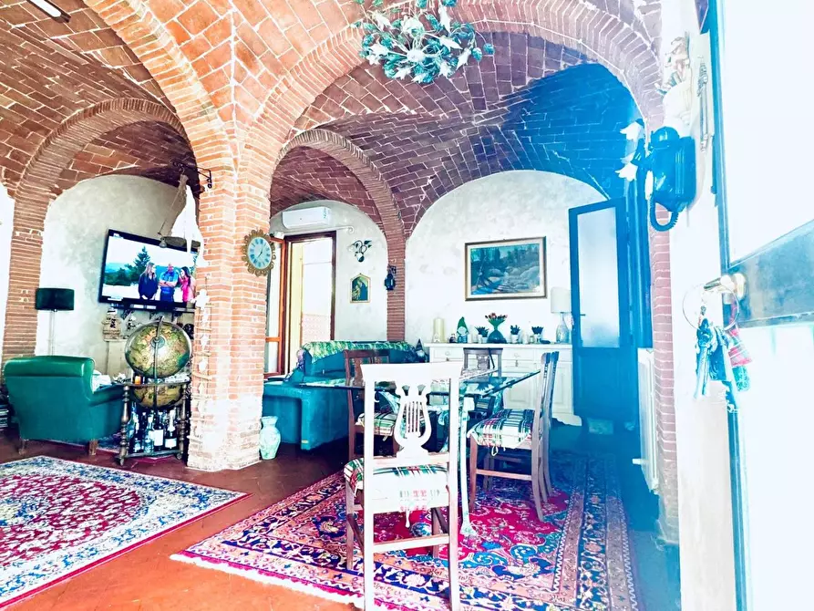 Immagine 8 di Casa semindipendente in vendita  a Cascina