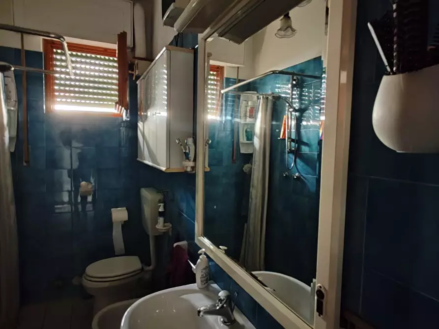 Immagine 13 di Appartamento in vendita  a Massa