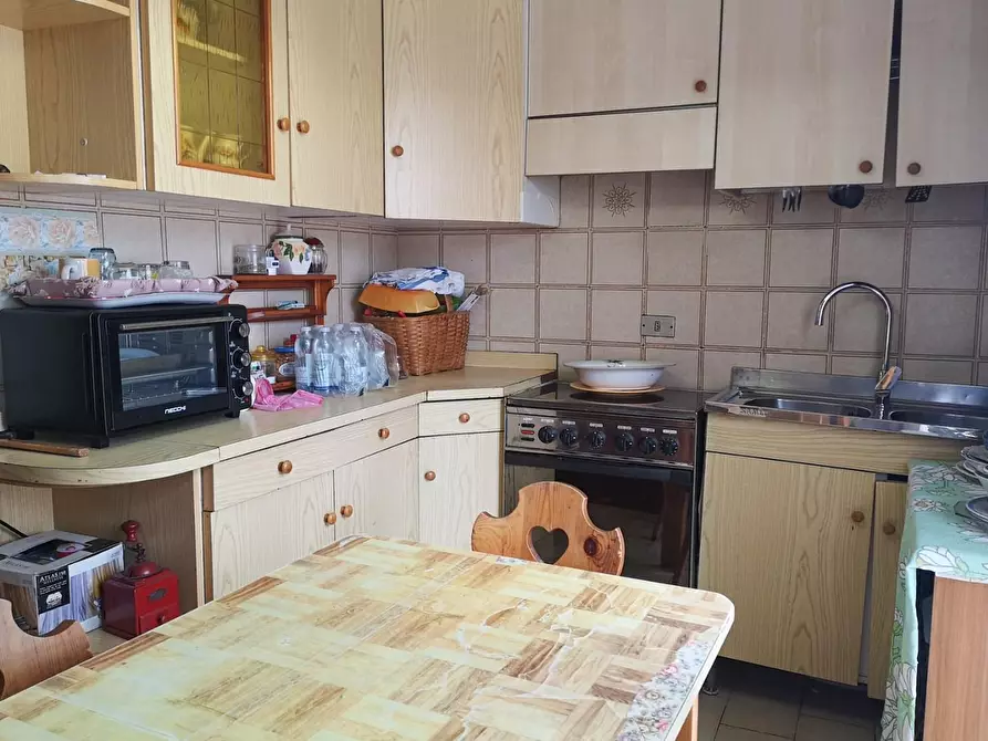 Immagine 10 di Appartamento in vendita  a Massa