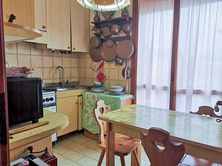 Immagine 9 di Appartamento in vendita  a Massa