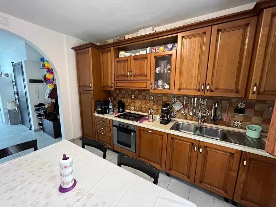 Immagine 4 di Appartamento in vendita  a Massa