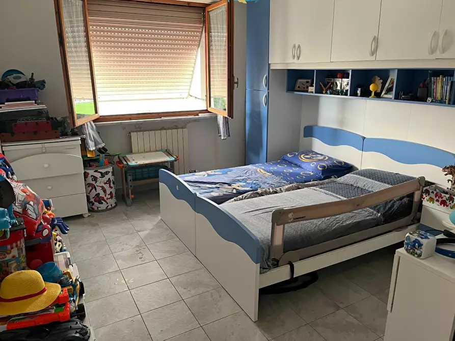 Immagine 16 di Appartamento in vendita  a Massa