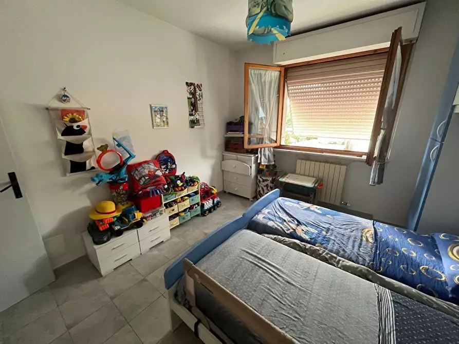 Immagine 18 di Appartamento in vendita  a Massa