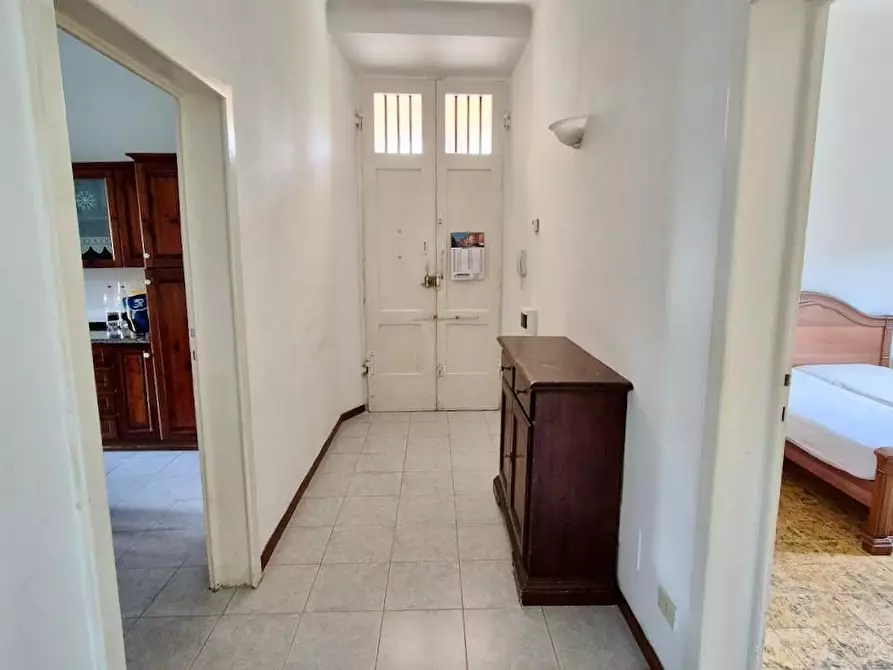 Immagine 12 di Appartamento in affitto  a Pisa