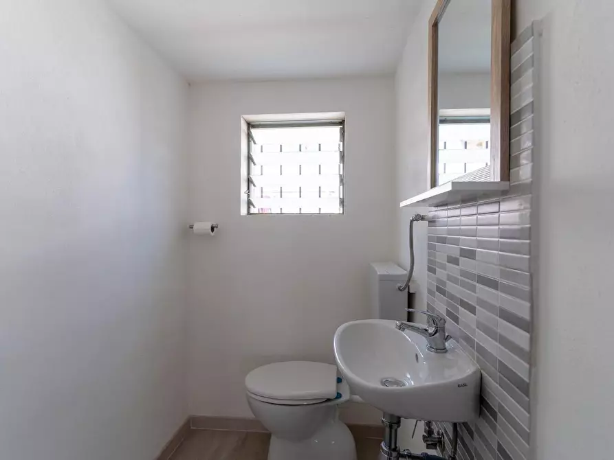 Immagine 7 di Attività artigianale in affitto  a Cerreto Guidi