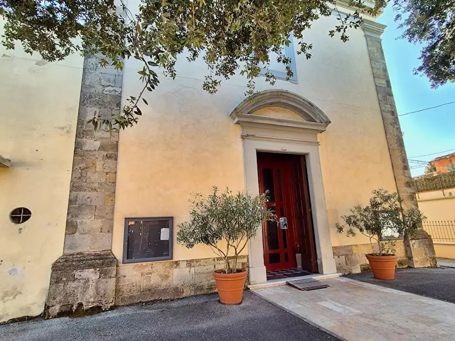 Immagine 7 di Villa in vendita  a Pisa