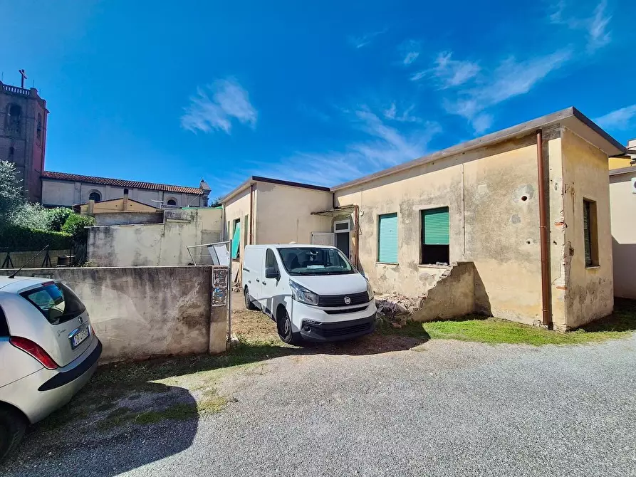 Immagine 23 di Villa in vendita  a Pisa
