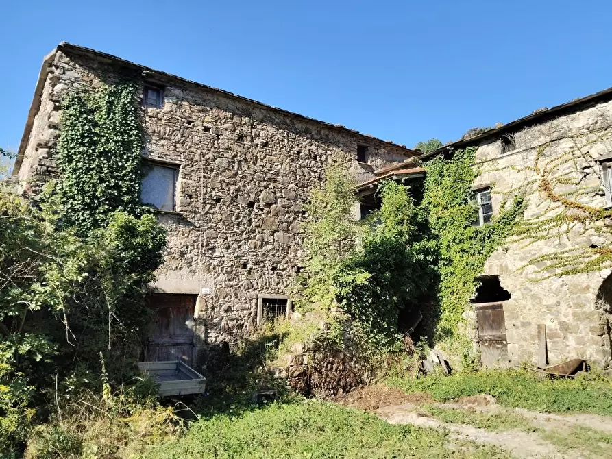 Immagine 6 di Rustico / casale in vendita  a Varese Ligure