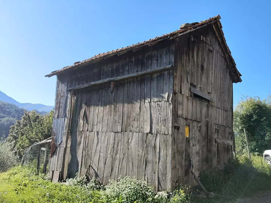 Immagine 21 di Rustico / casale in vendita  a Varese Ligure