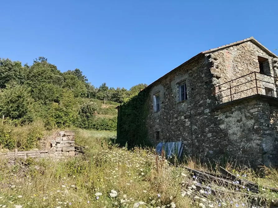 Immagine 7 di Rustico / casale in vendita  a Varese Ligure
