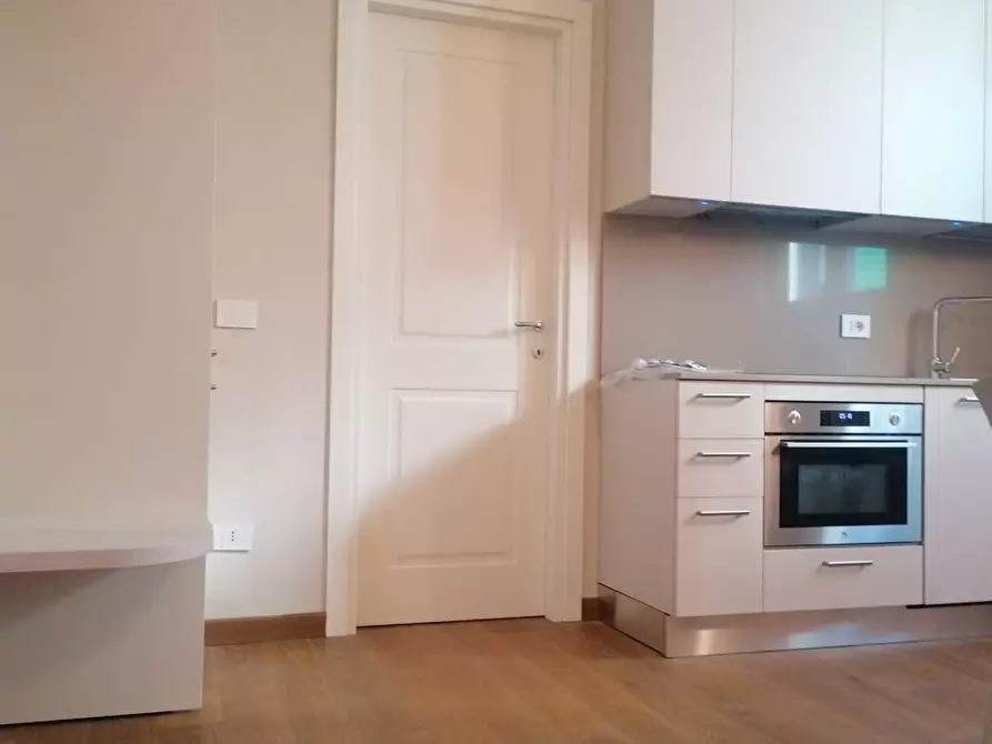 Immagine 7 di Appartamento in affitto  a Pisa