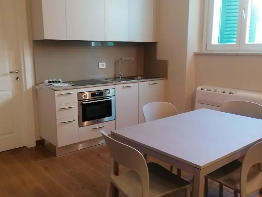 Immagine 26 di Appartamento in affitto  a Pisa