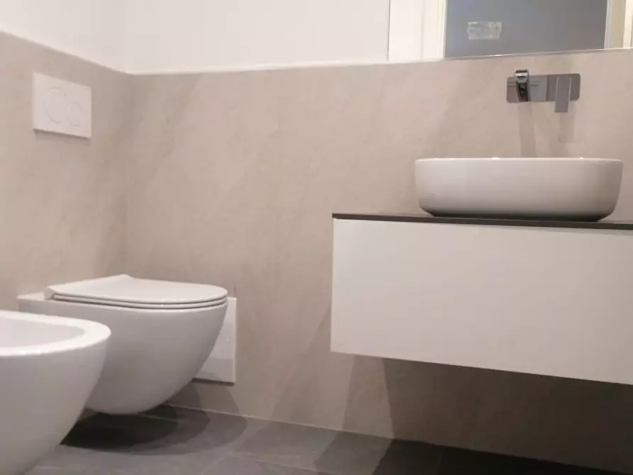 Immagine 8 di Appartamento in affitto  a Pisa