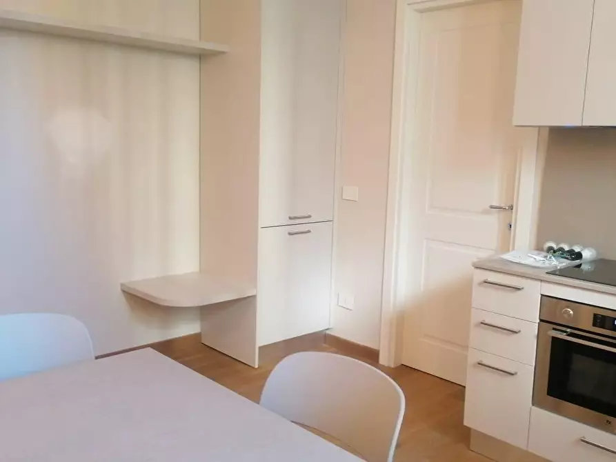 Immagine 21 di Appartamento in affitto  a Pisa