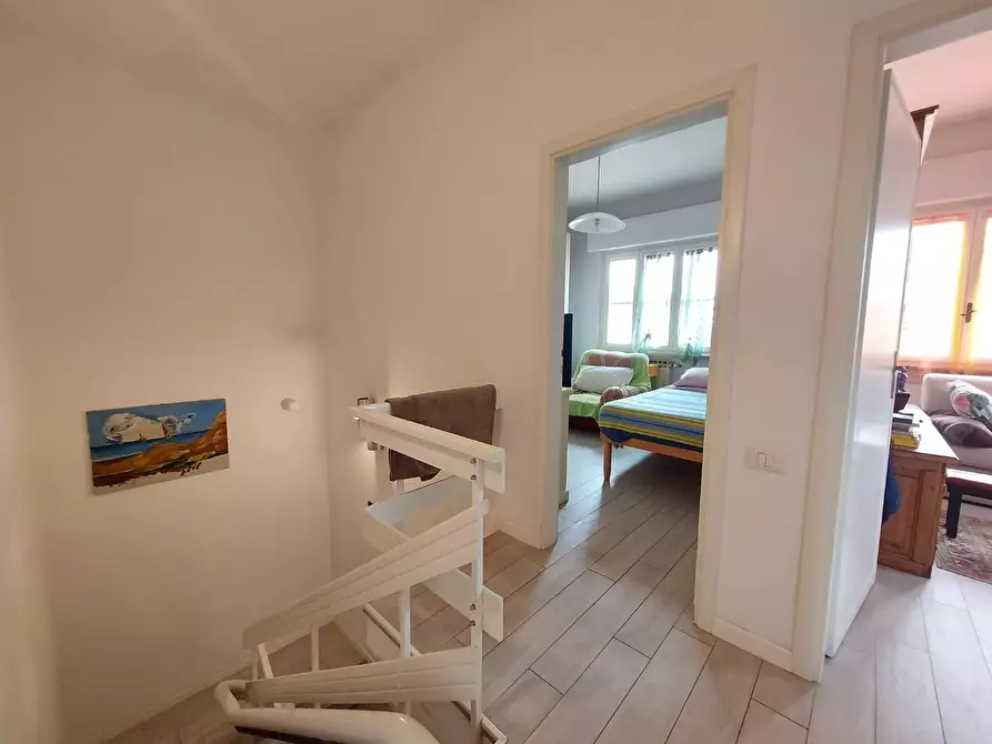Immagine 55 di Casa bifamiliare in vendita  a Lucca