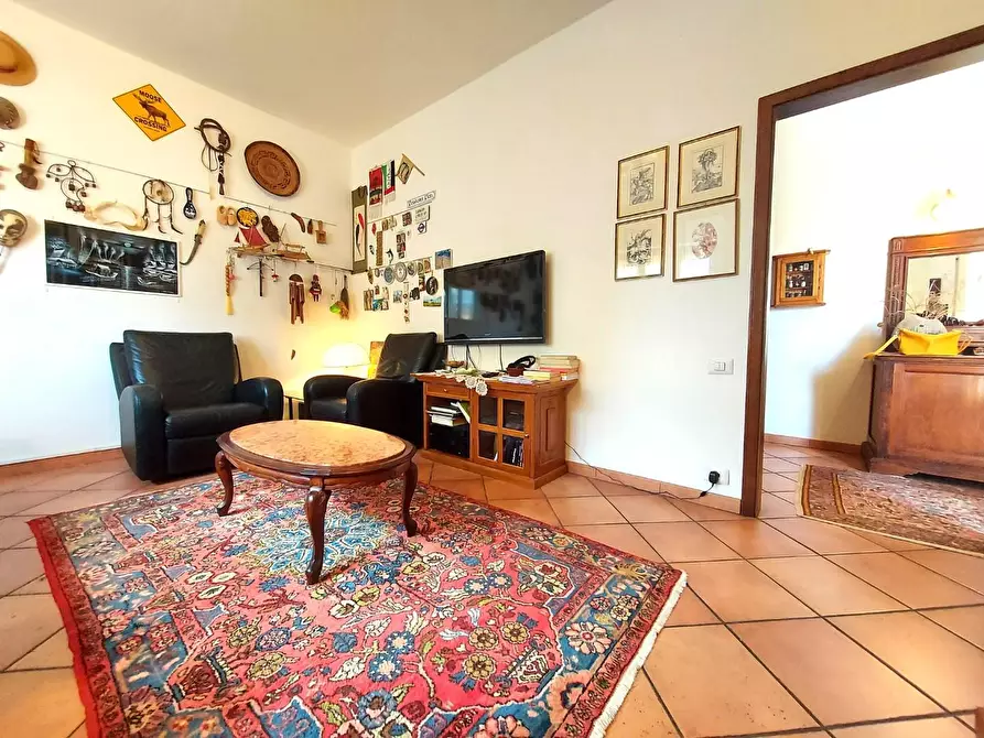 Immagine 17 di Casa bifamiliare in vendita  a Lucca