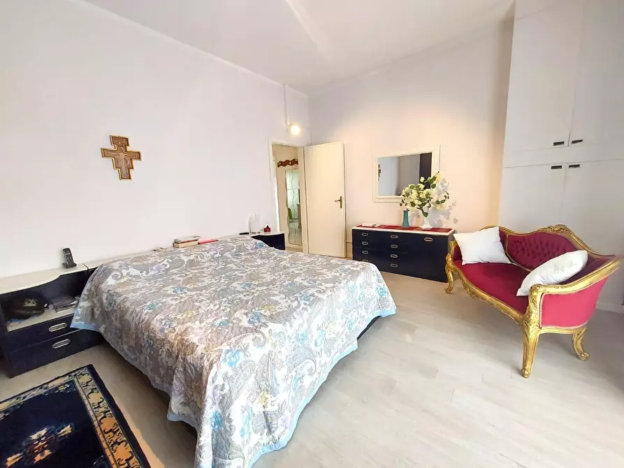 Immagine 46 di Casa bifamiliare in vendita  a Lucca