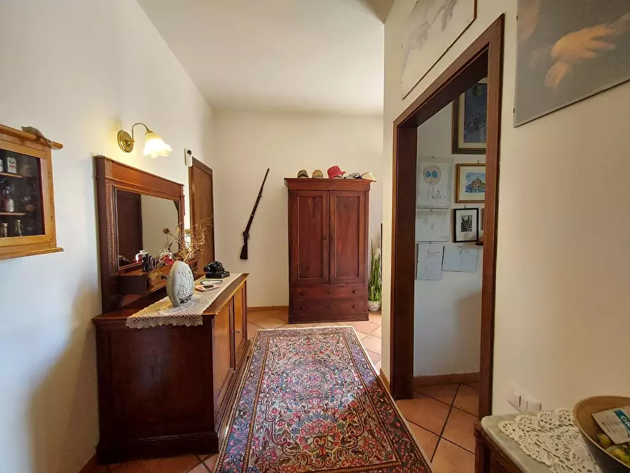Immagine 38 di Casa bifamiliare in vendita  a Lucca