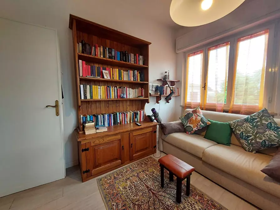 Immagine 60 di Casa bifamiliare in vendita  a Lucca