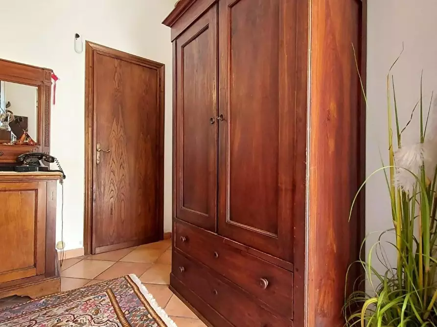 Immagine 35 di Casa bifamiliare in vendita  a Lucca