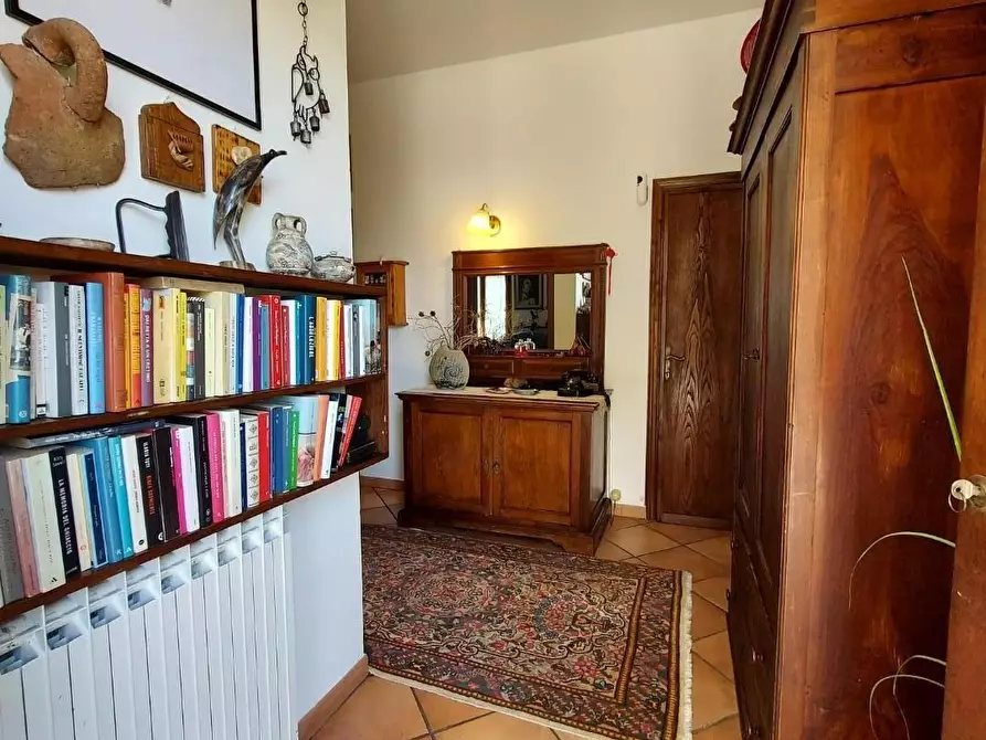 Immagine 34 di Casa bifamiliare in vendita  a Lucca