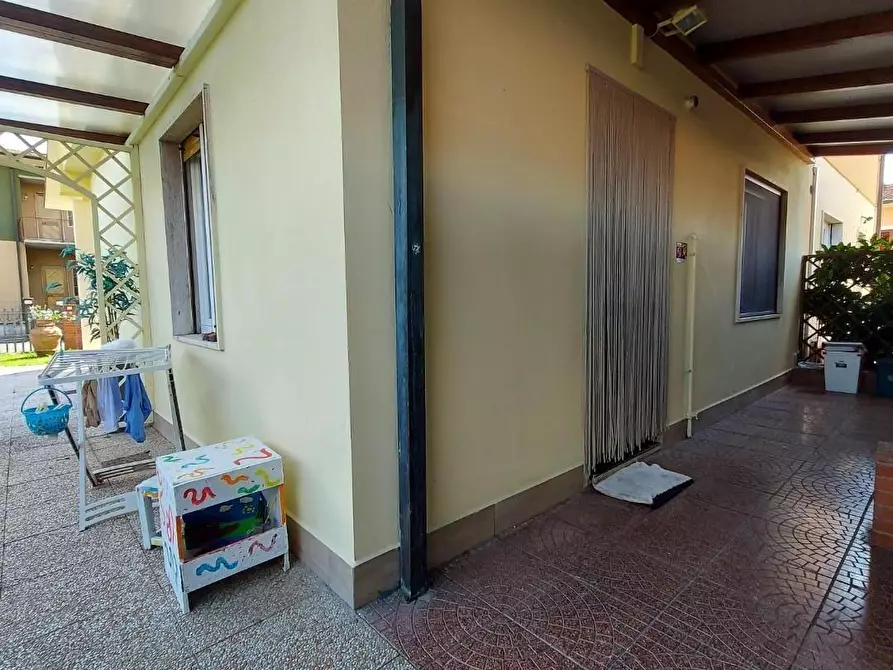 Immagine 30 di Casa bifamiliare in vendita  a Lucca