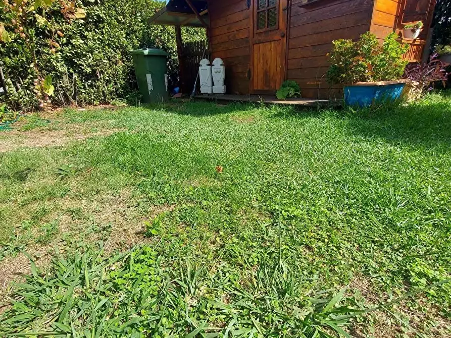 Immagine 3 di Casa bifamiliare in vendita  a Lucca