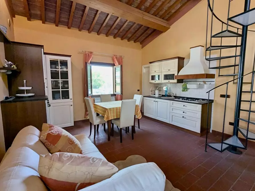 Immagine 10 di Appartamento in vendita  a San Giuliano Terme