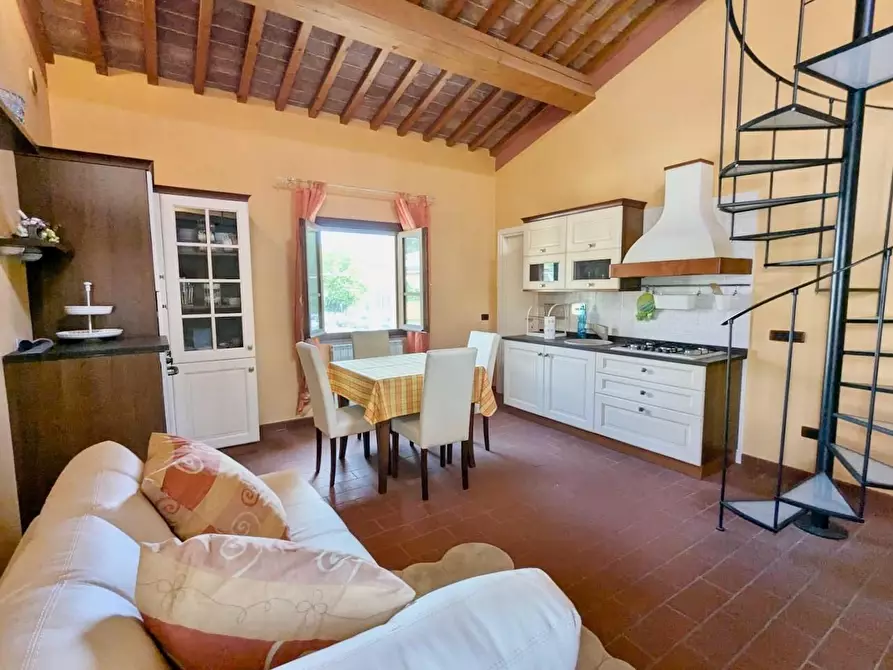 Immagine 1 di Appartamento in vendita  a San Giuliano Terme