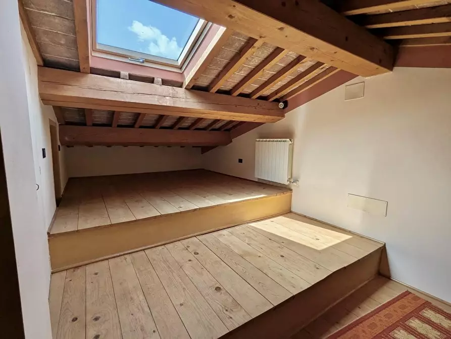 Immagine 8 di Appartamento in vendita  a San Giuliano Terme