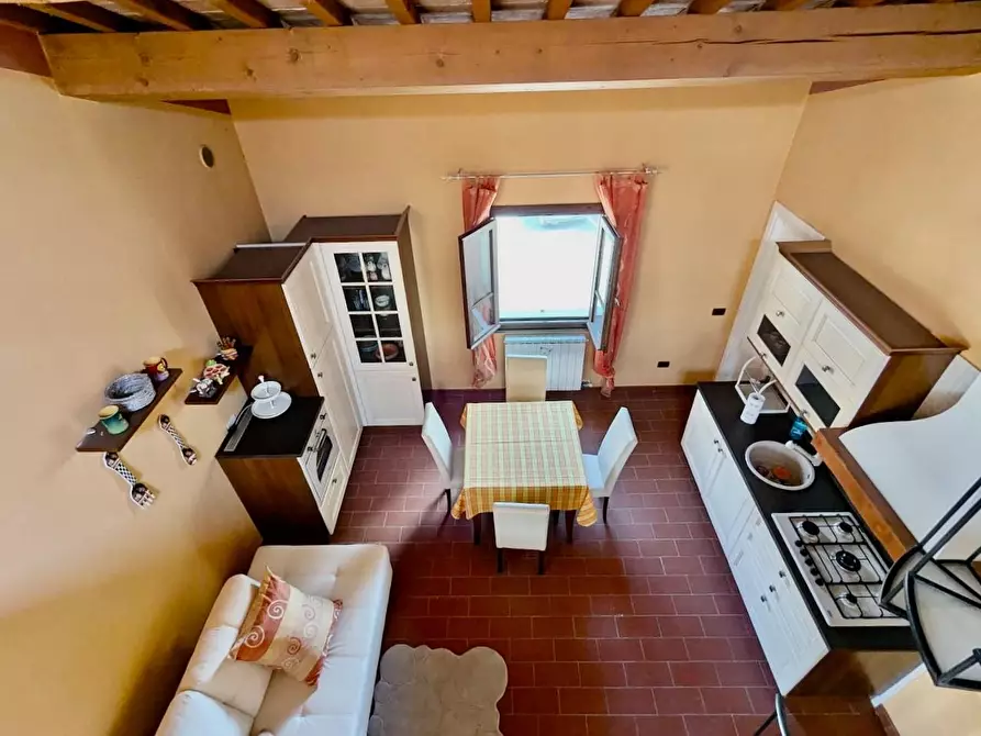 Immagine 13 di Appartamento in vendita  a San Giuliano Terme