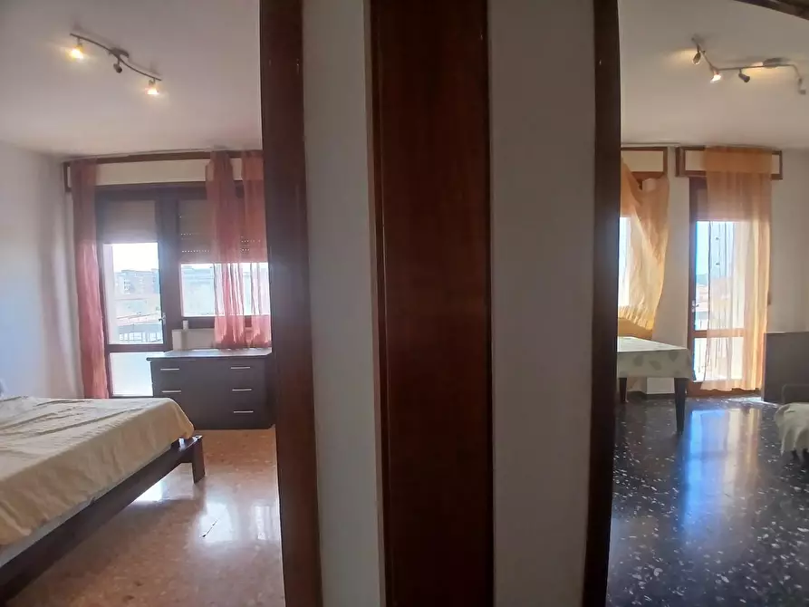 Immagine 23 di Appartamento in vendita  a Livorno