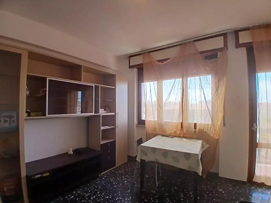 Immagine 5 di Appartamento in vendita  a Livorno