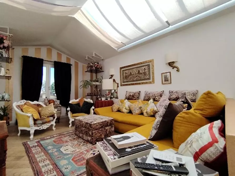 Immagine 20 di Villetta a schiera in vendita  a Massa