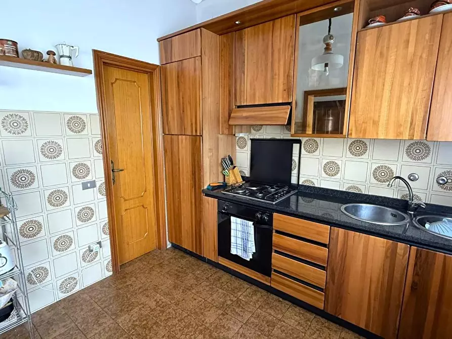 Immagine 7 di Villa in vendita  a Vicopisano