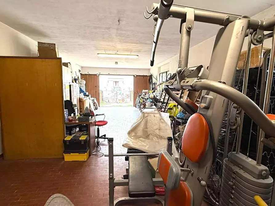 Immagine 19 di Villa in vendita  a Vicopisano