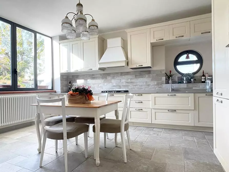 Immagine 4 di Rustico / casale in vendita  a San Giuliano Terme