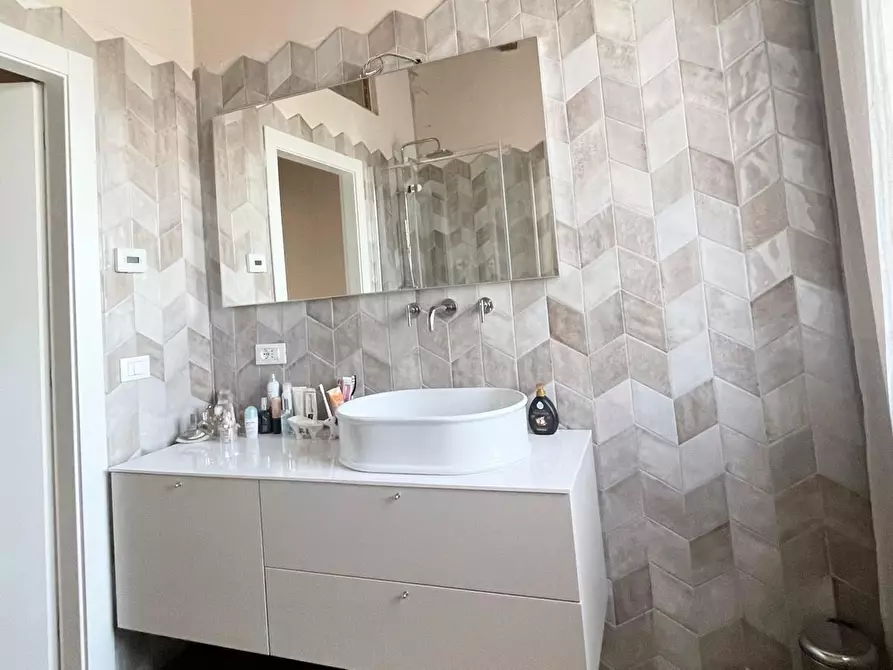 Immagine 16 di Rustico / casale in vendita  a San Giuliano Terme