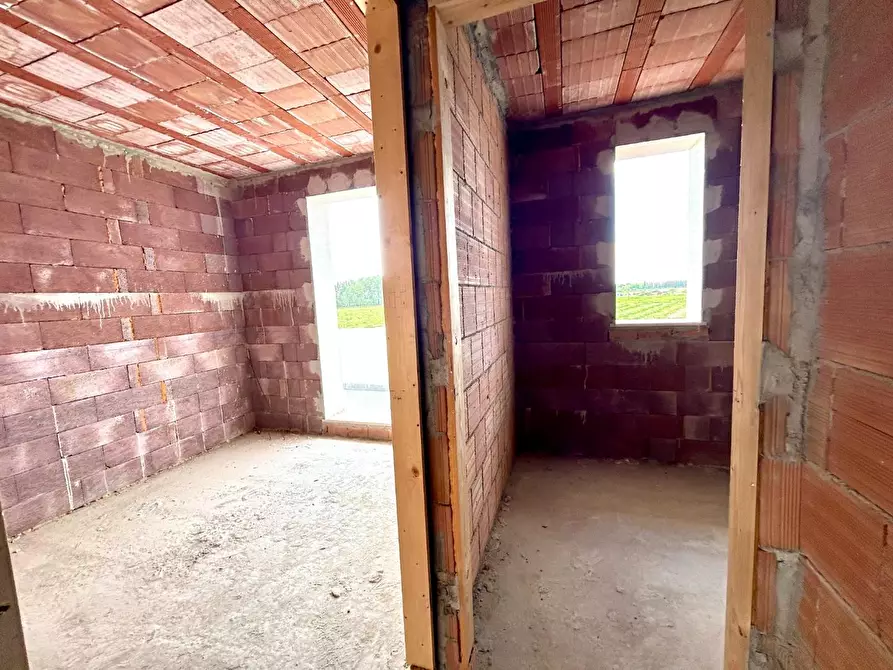 Immagine 6 di Villetta a schiera in vendita  a Pontedera