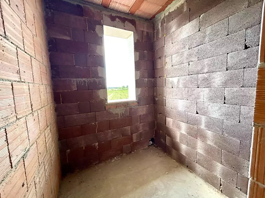 Immagine 9 di Villetta a schiera in vendita  a Pontedera