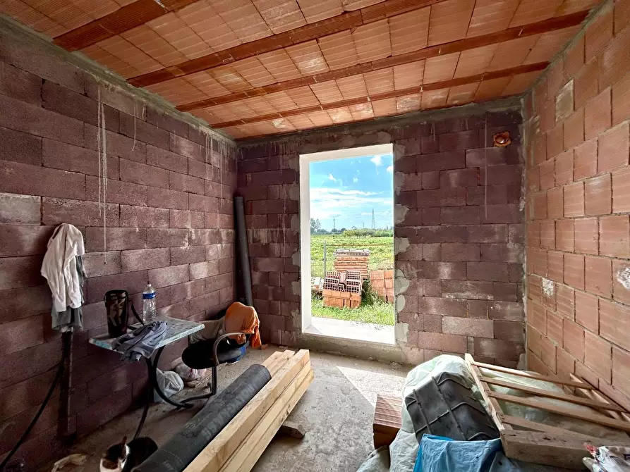 Immagine 3 di Villetta a schiera in vendita  a Pontedera