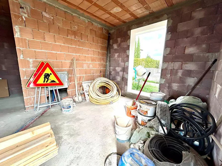 Immagine 13 di Villetta a schiera in vendita  a Pontedera