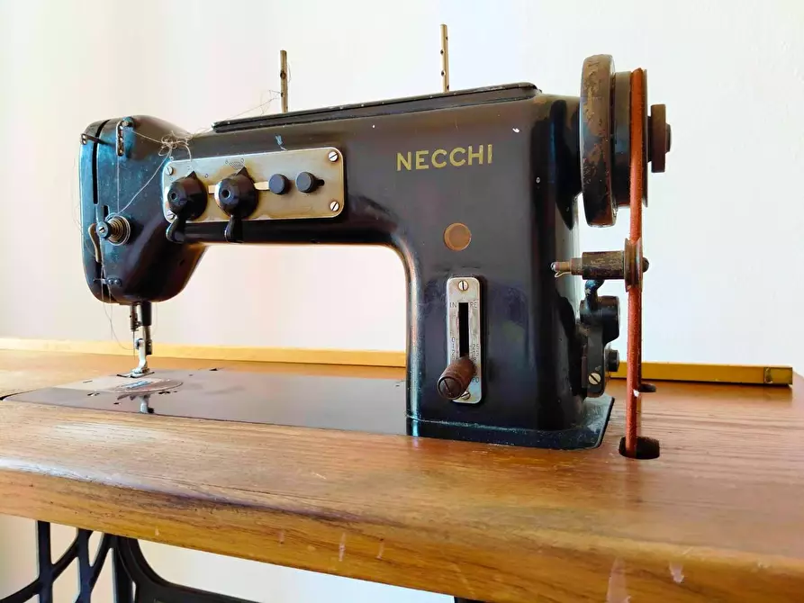 Immagine 19 di Casa indipendente in vendita  a Santa Maria A Monte