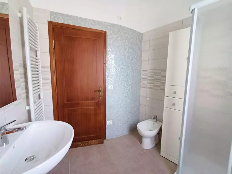 Immagine 25 di Casa indipendente in vendita  a Santa Maria A Monte