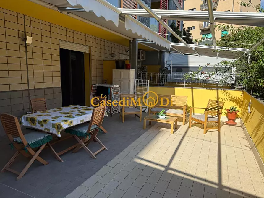 Immagine 11 di Appartamento in vendita  a Livorno