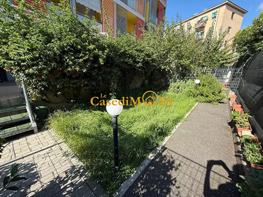 Immagine 15 di Appartamento in vendita  a Livorno