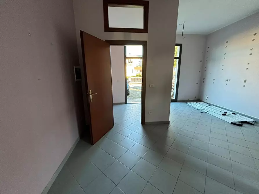 Immagine 9 di Appartamento in vendita  a Montopoli In Val D'arno